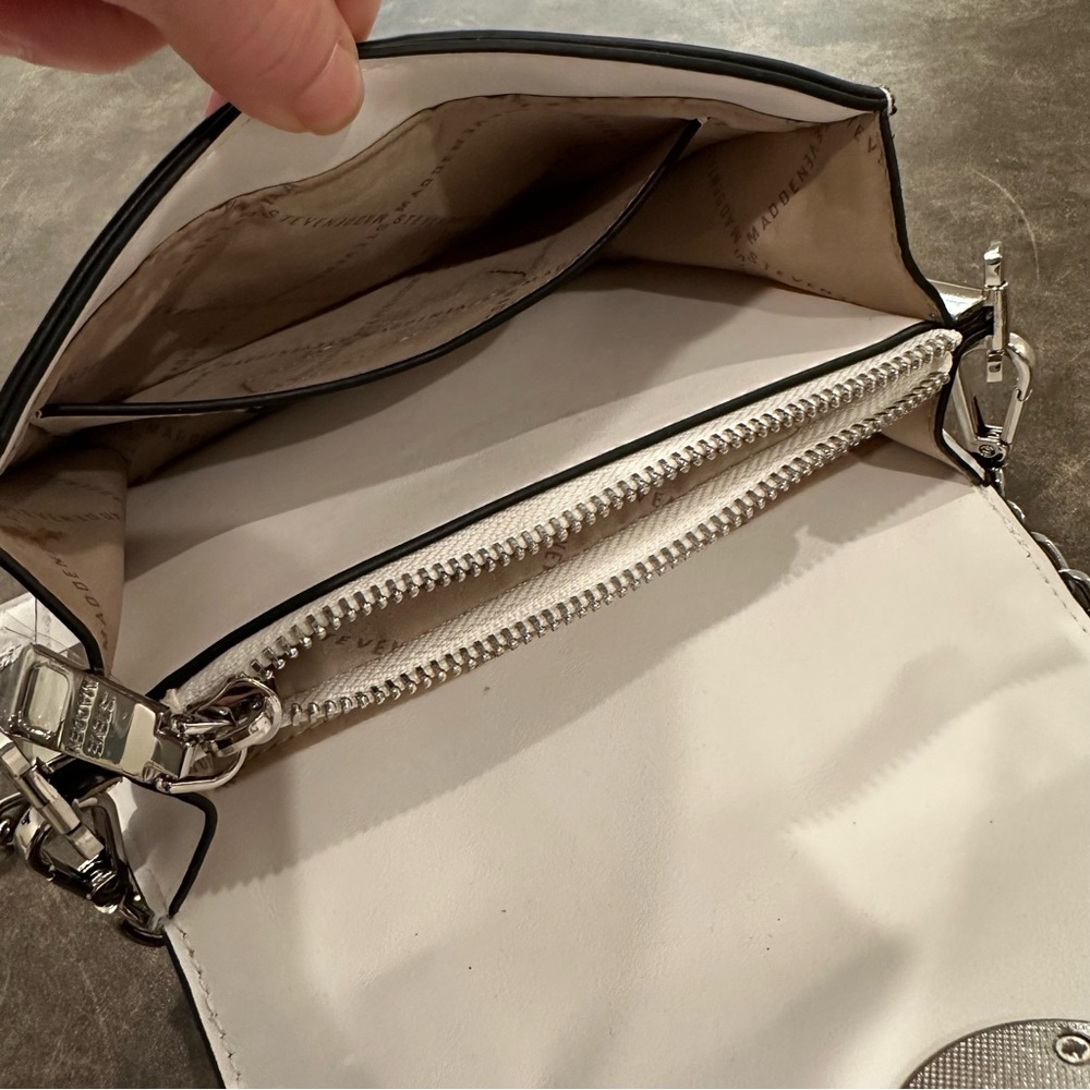 Steve Madden Banita Mini Crossbody Bag White Purse - Picture 4 of 7